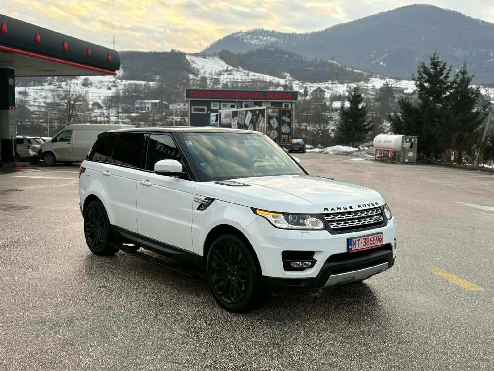 Range Rover Sport za iznajmljivanje u Sarajevu